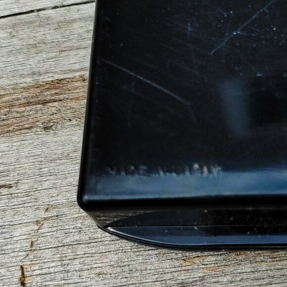 Vintage Floral Makeup Compact Mirror Made in Japan BLACK GOLD EUC - Picture 4 of 6